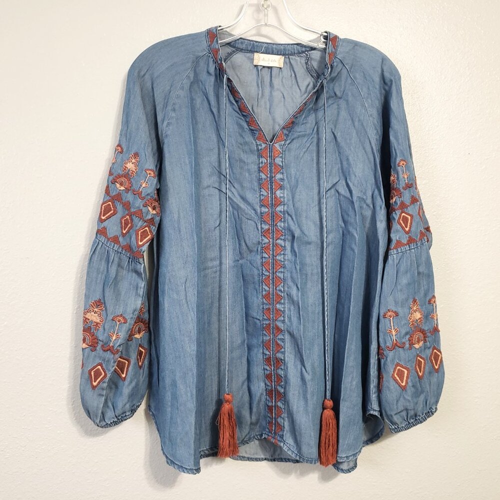 Altar'd State Womens M Embroidered Chambray Boho Tunic Top Blue Long Tassels - Picture 3 of 15